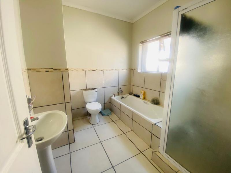 To Let 3 Bedroom Property for Rent in Kuruman Northern Cape